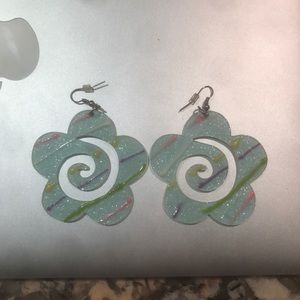 Hippy flower earrings!